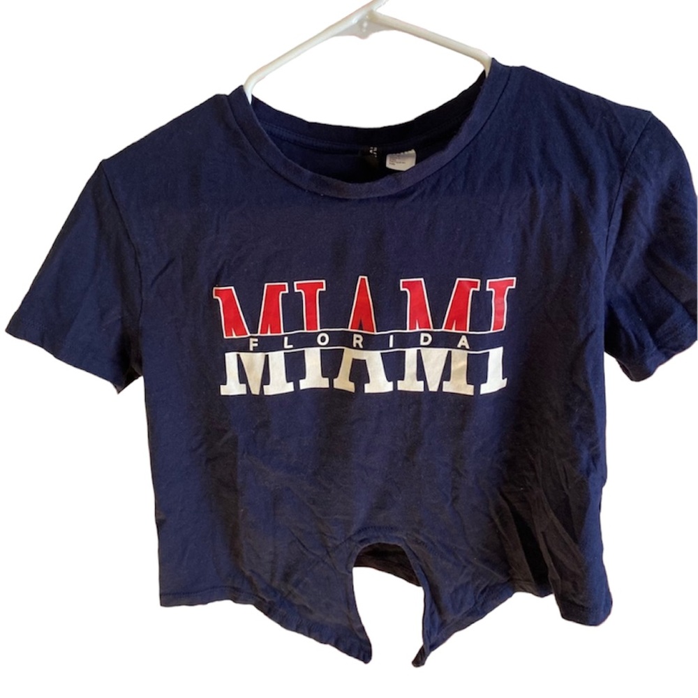 Brandy Melville Miami Florida Divided Crop Top Small EUC - Picture 1 of 3